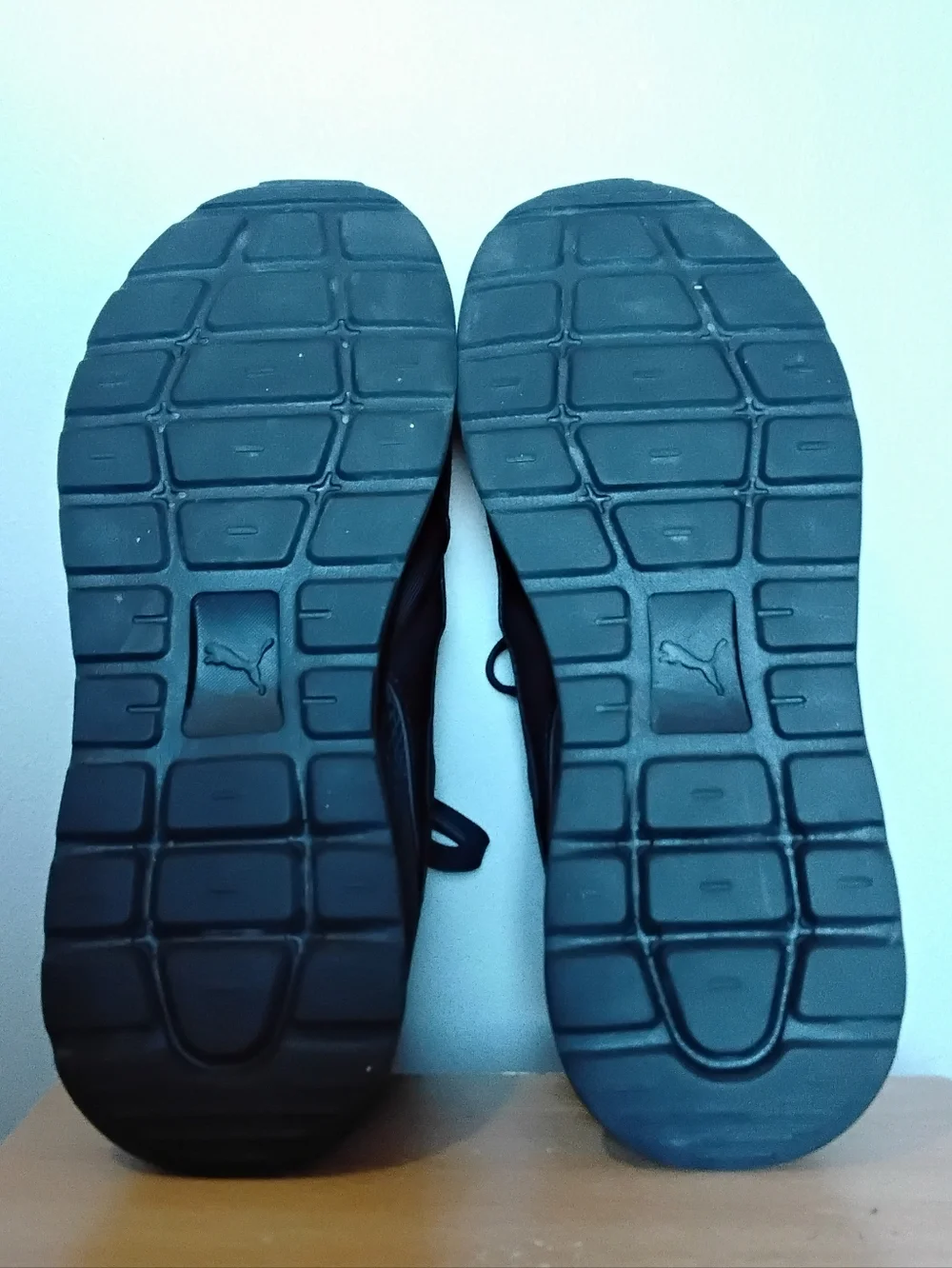 Puma Black Mesh & Synthetic Running Shoes – Size 6C EUC - Picture 11 of 12